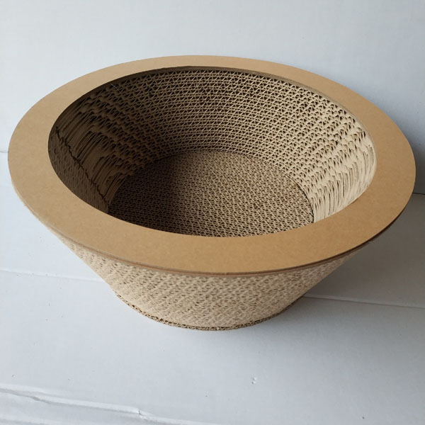 CM142007 Cat Scratcher