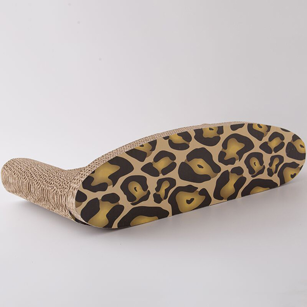 CM142004 Cat Scratcher