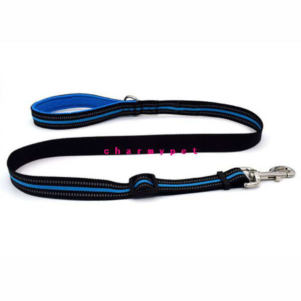 CM22009 Dog Leash with Comfortable Mesh Padded Handle